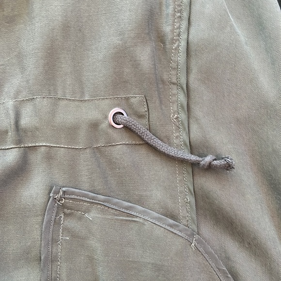 Cupcakes and Cashmere Camo green Duster vest Size L - Picture 8 of 8